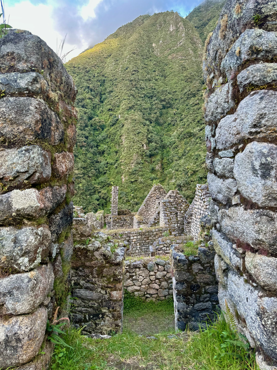 Wiñay Wayns ruins. Day 3 of the Inca Trail