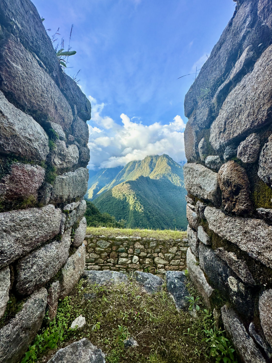 Wiñay Wayns ruins. Day 3 of the Inca Trail