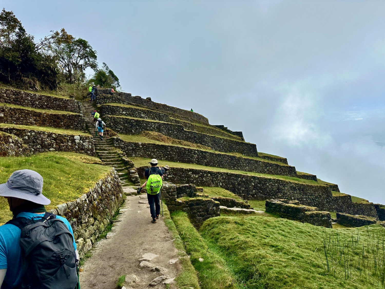 Puyupatamarca (Phuyupatamarca) ruins on day 2 of the inca trail