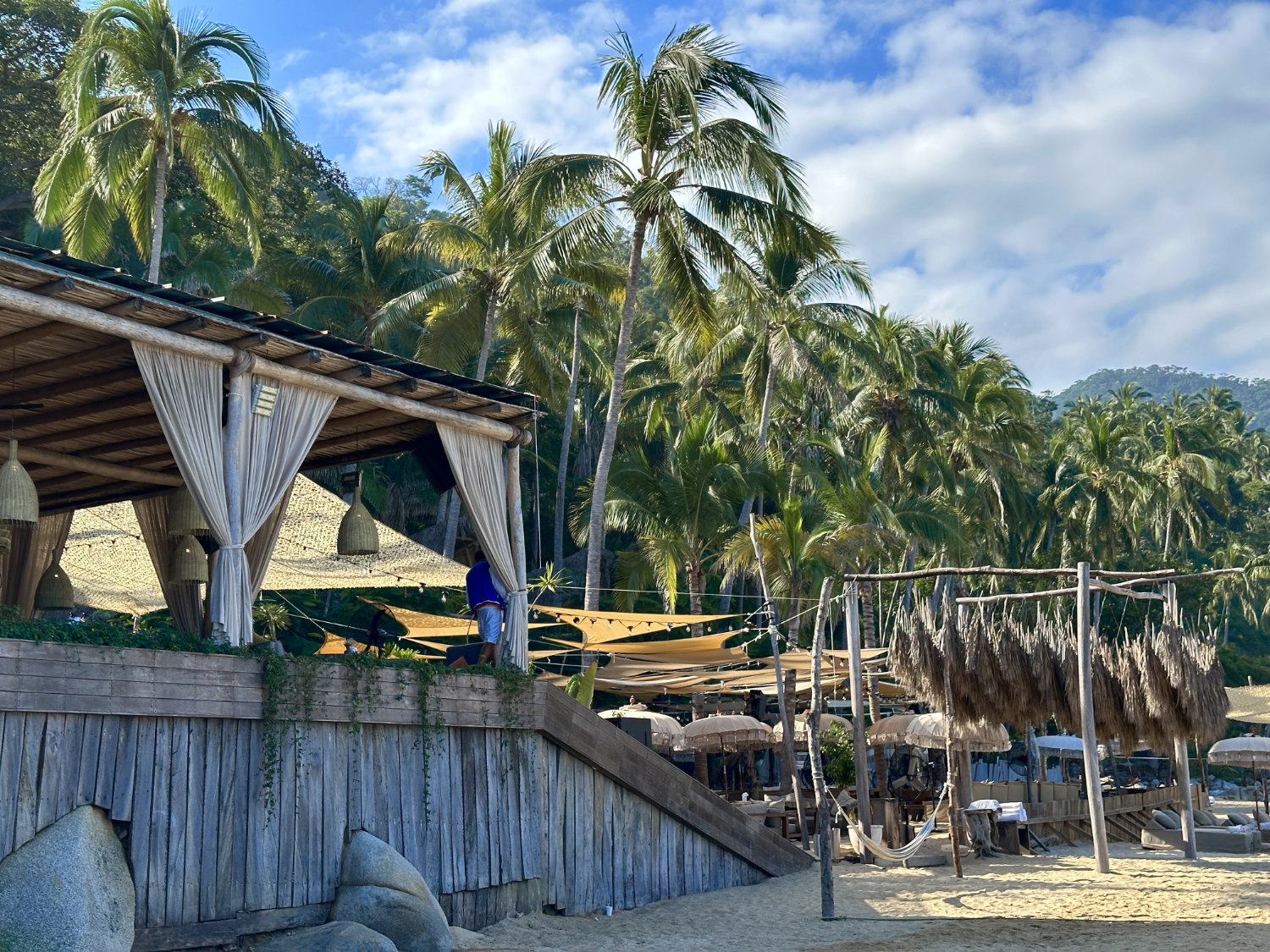 The new beach club at Playa Caballo