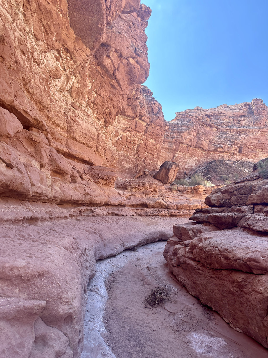 Cathedral Wash hike just south of Page Arizone near Marble canyon