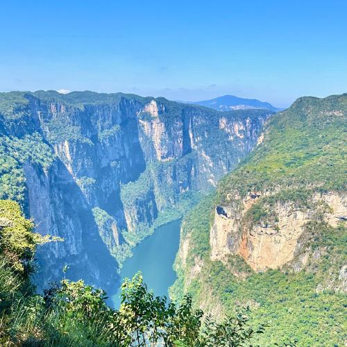 Sumidero Canyon: A Majestic Natural Wonder in Chiapas